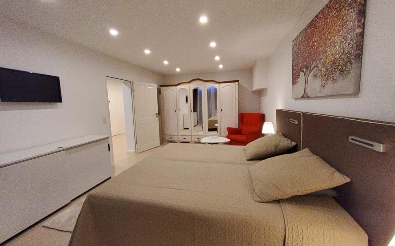 3 Zimmer Wohnung - Keine Party Wohnung ! 6 Personen Düsseldorf Dış mekan fotoğraf