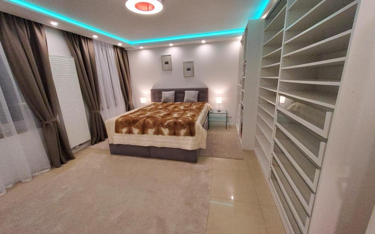 3 Zimmer Wohnung - Keine Party Wohnung ! 6 Personen Düsseldorf Dış mekan fotoğraf