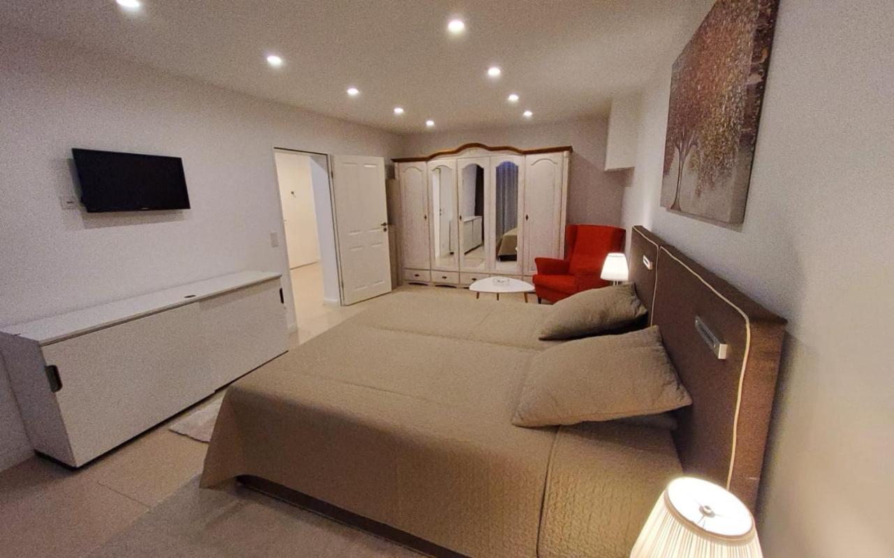 3 Zimmer Wohnung - Keine Party Wohnung ! 6 Personen Düsseldorf Dış mekan fotoğraf